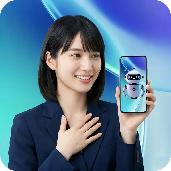 AI検索（SGE）時代の新しい検索体験と、AIロボットによる回答を笑顔で確認する女性